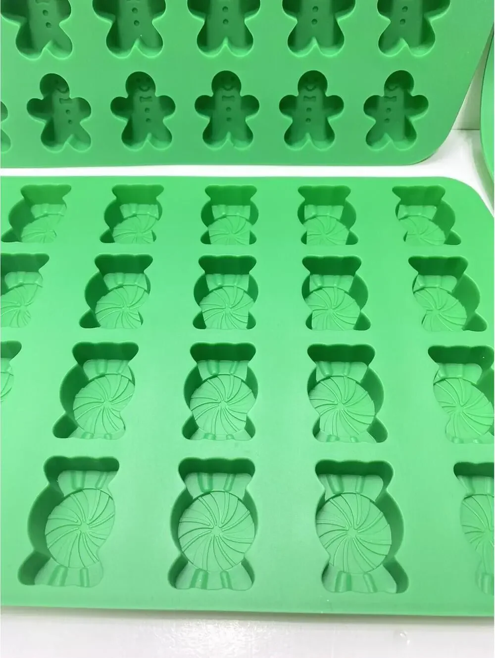 Green Christmas Silicone Baking Molds 3pc Gingerbread Snowmen Candy Brand New